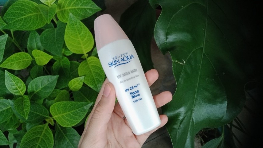 Skin Aqua UV Mild Milk sunscreen